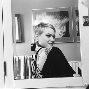 Meet your Posher, D'lacie